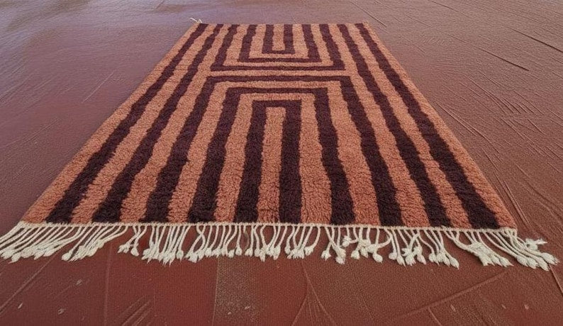 Tapis Marocain Traditionnel Fait Main 250 × 150 cm – Tissage Artisanal Authentique IZRI