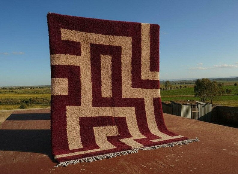 Tapis Berbère Fait Main 250 × 150 cm – Décoration Authentique du Maroc IZRI