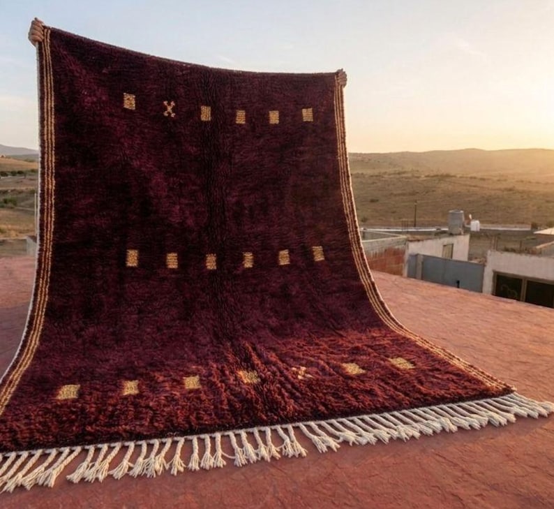 Tapis Marocain Traditionnel Fait Main 300×200cm – Tissage Artisanal Authentique IZRI