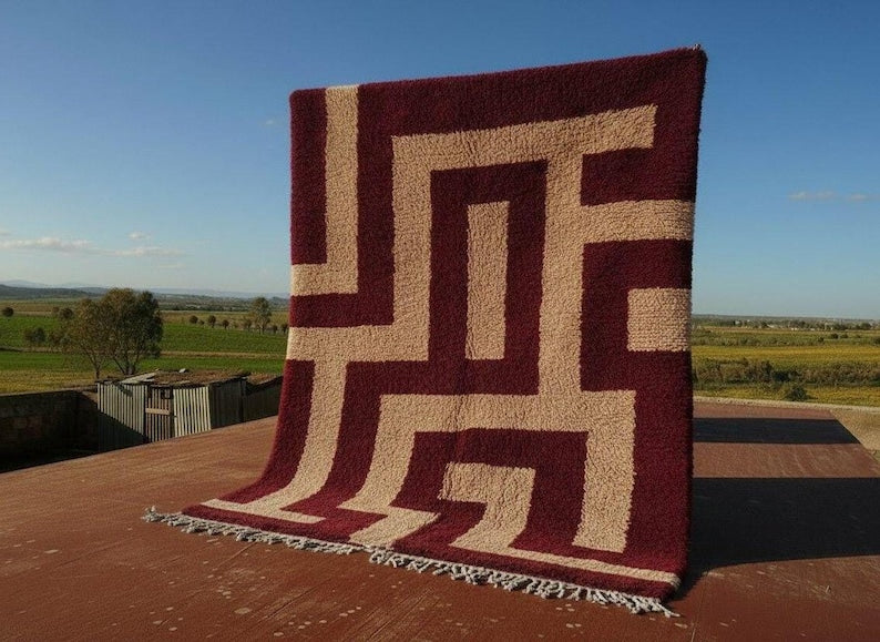 Tapis Berbère Fait Main 250 × 150 cm – Décoration Authentique du Maroc IZRI