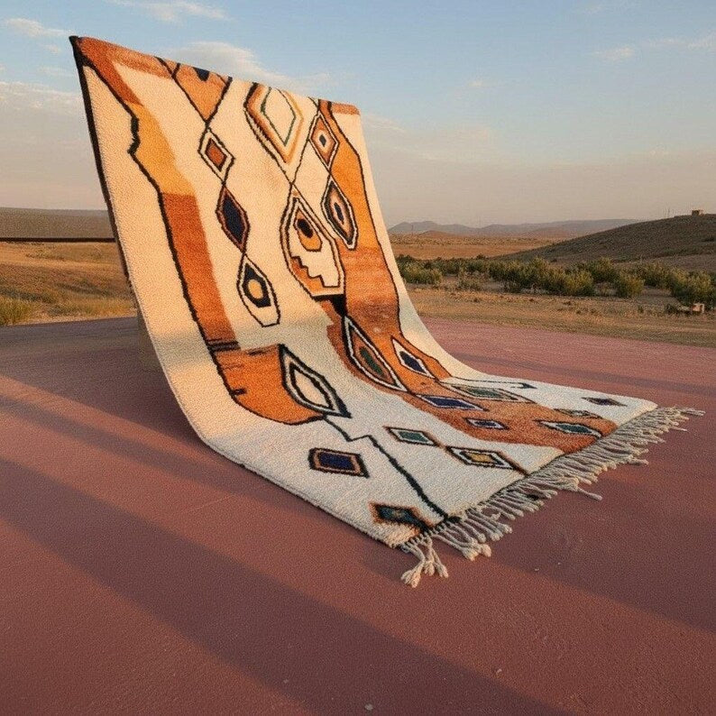 Tapis Marocain Artisanal 250 × 150 cm – Laine Tissée à la Main – Style Traditionnel IZRI