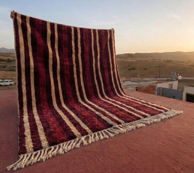 Grand Tapis Berbère Marocain Fait Main 300 ×200 cm – Artisanat Traditionnel