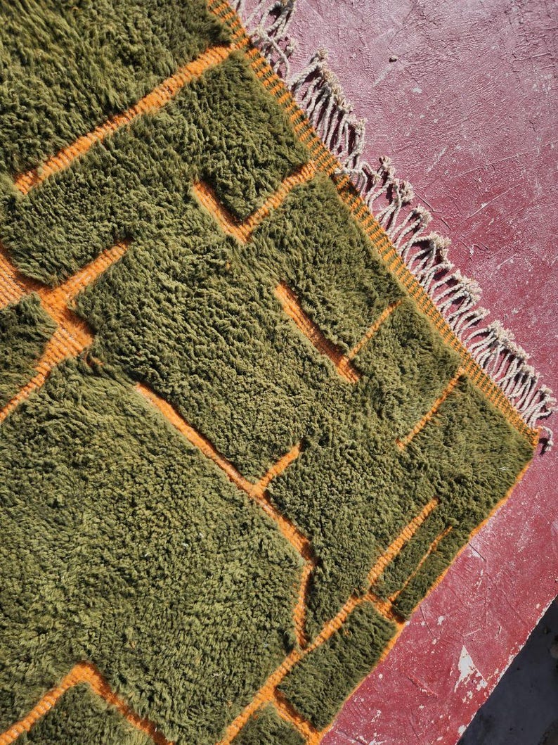 Tapis Berbère Fait Main 300 × 200 cm – Décoration Authentique du Maroc IZRI