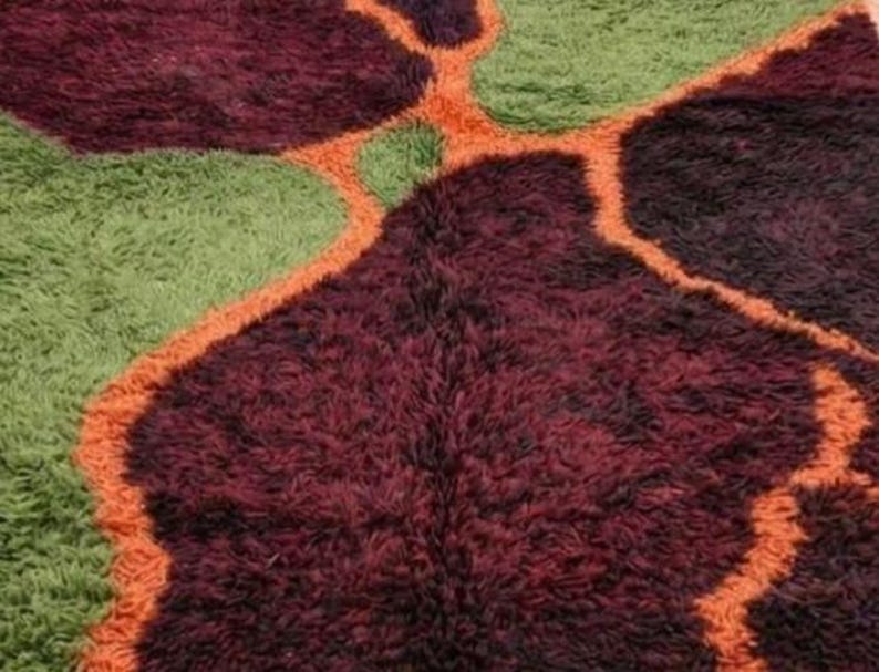 Tapis Marocain Artisanal 300 × 200 cm – Laine Tissée à la Main – Style Traditionnel IZRI