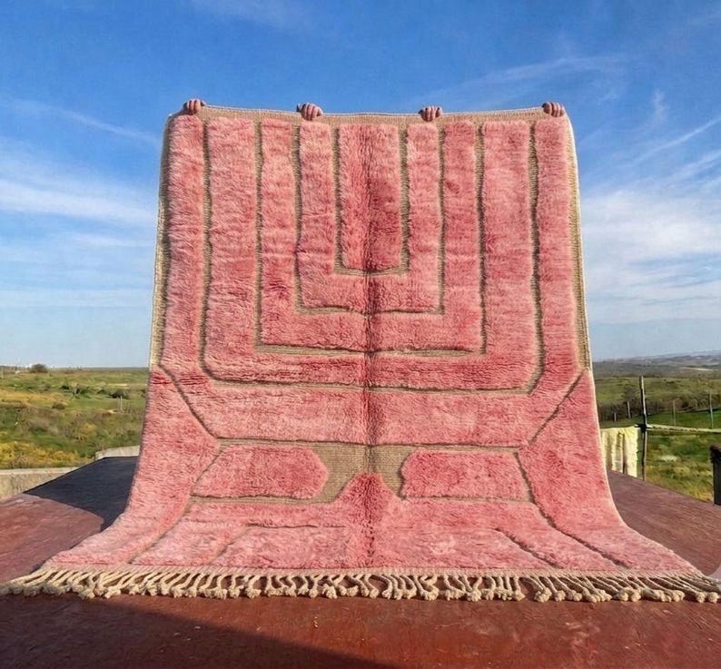 Tapis Berbère Fait Main300 × 200cm – Décoration Authentique du Maroc IZRI