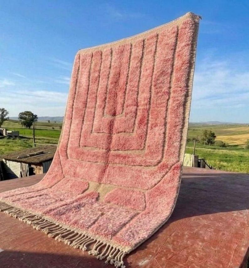 Tapis Berbère Fait Main300 × 200cm – Décoration Authentique du Maroc IZRI
