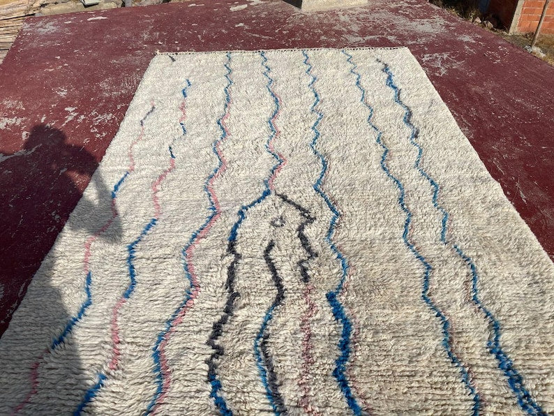 Tapis Marocain Traditionnel Fait Main 250 × 150 cm – Tissage Artisanal Authentique IZRI